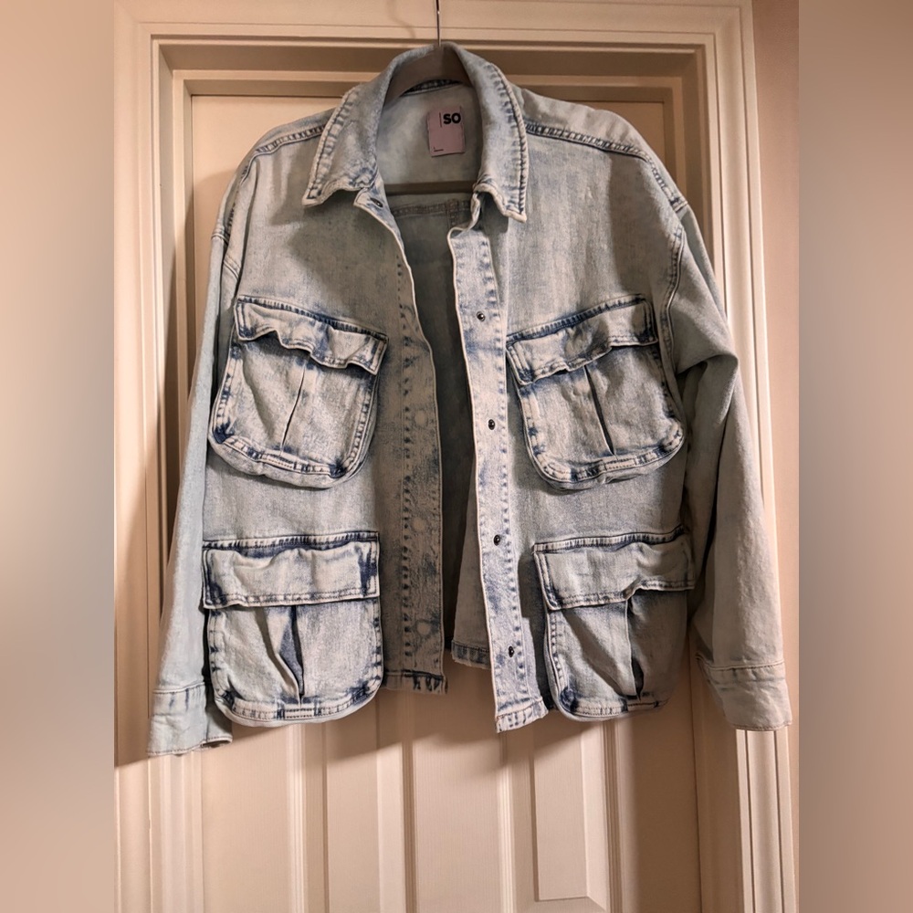 SO Light Blue Denim Jacket with Large Pockets size large